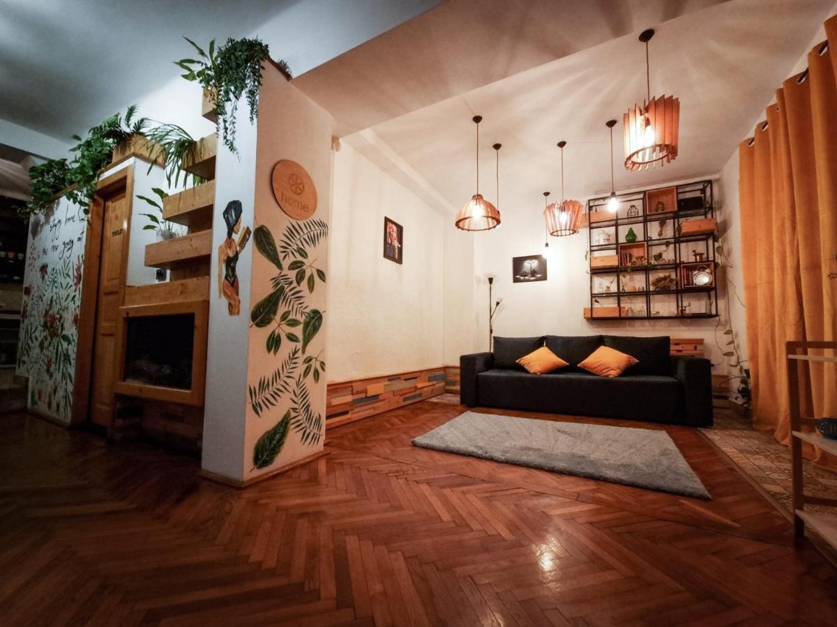 Home Central Apartment Brassó Kültér fotó
