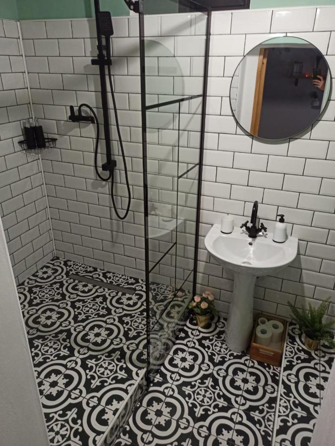 Home Central Apartment Brassó Kültér fotó